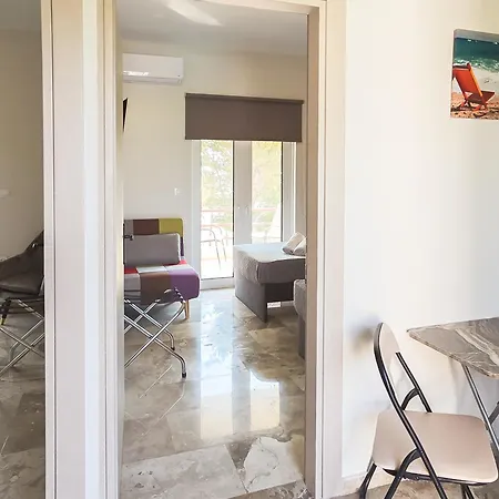 Temenisjewel Cosy Seaside Apartment Egio