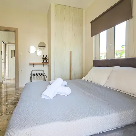 Temenisjewel Cosy Seaside Aigio
