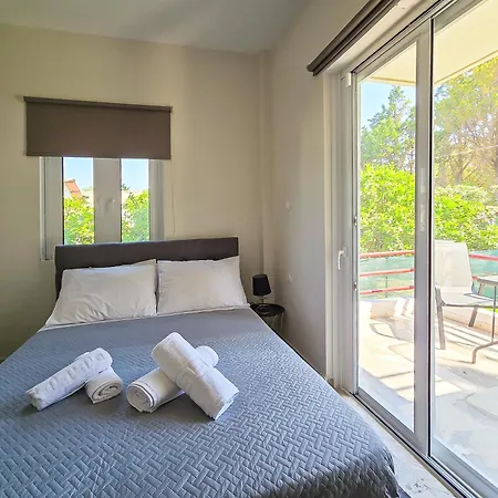 Temenisjewel Cosy Seaside Apartment Aigio